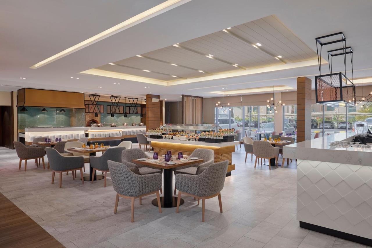 Holiday Inn & Suites Al Jubail By Ihg Al Fanatir Zewnętrze zdjęcie
